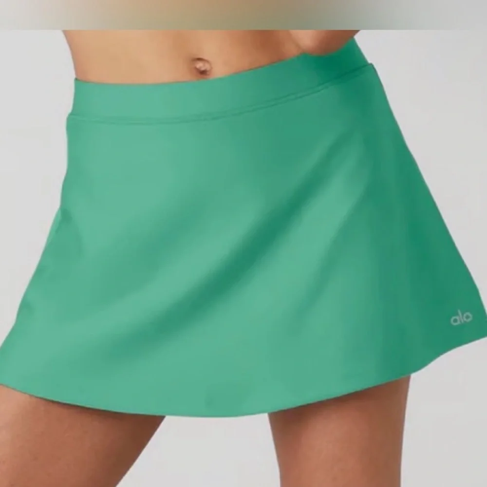 ALO Yoga Women's Vibrant Teal Skater Skirt